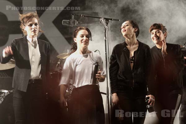 SAVAGES - 2015-08-16 - SAINT MALO - Fort de St Pere - Camille Berthomier - Gemma Thompson - Ayse Hassan - Fay Milton